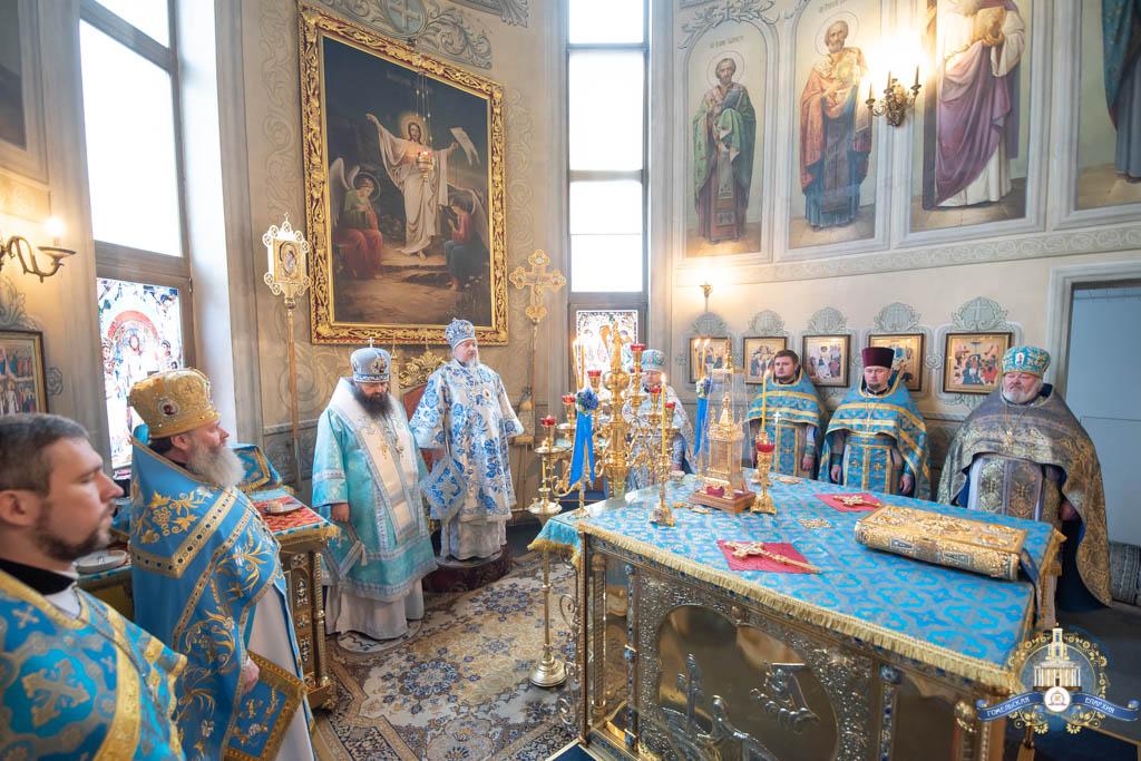 Божественная литургия в наш Престольный праздник иконы Божией Матери “Иверская”