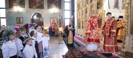 Божественная литургия во вторник Светлой седмицы, день празднования Иверской иконы Божией Матери